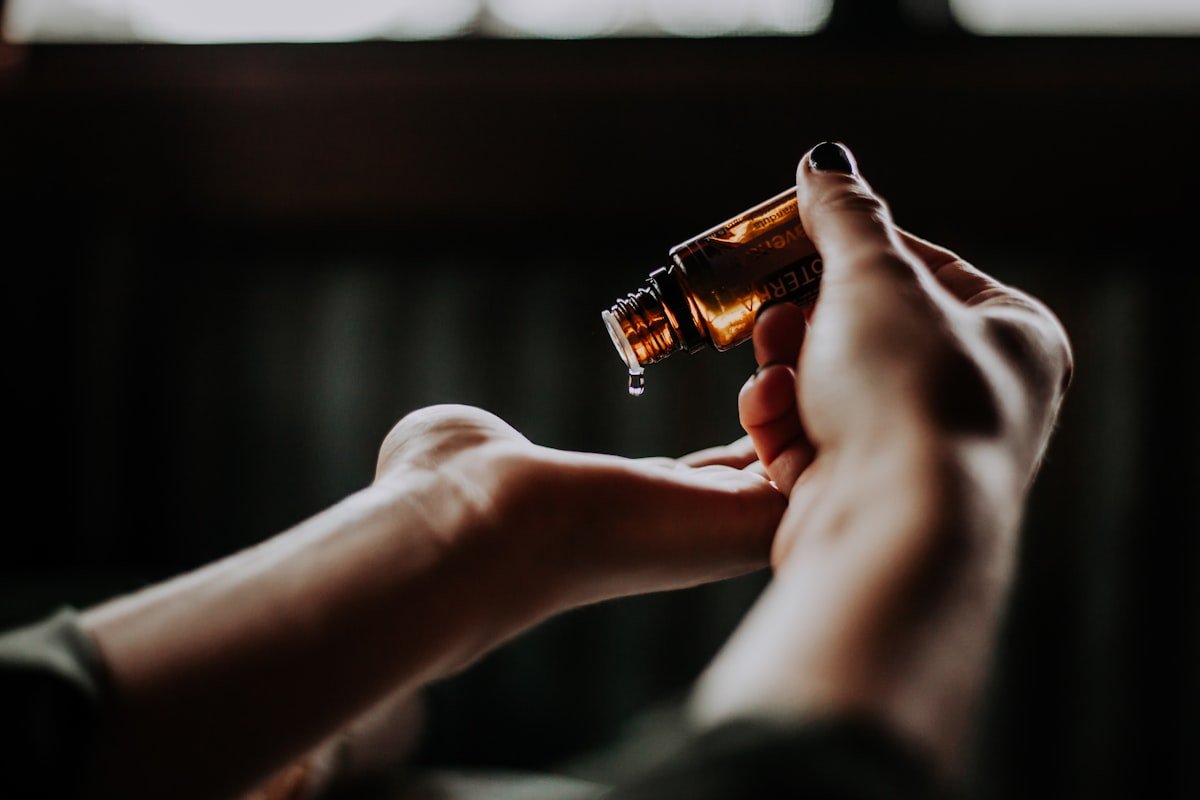 Aromatherapy Massage - essential oils wellness therapy