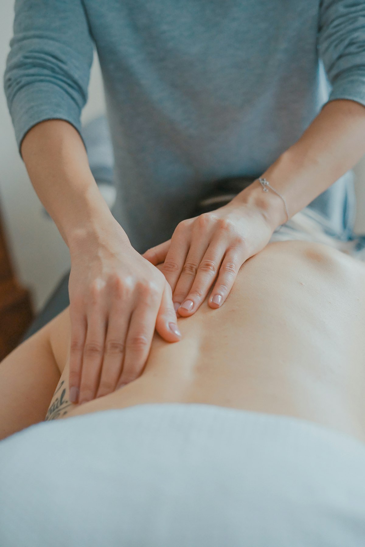 Deep Tissue Massage - intense muscle pressure therapy